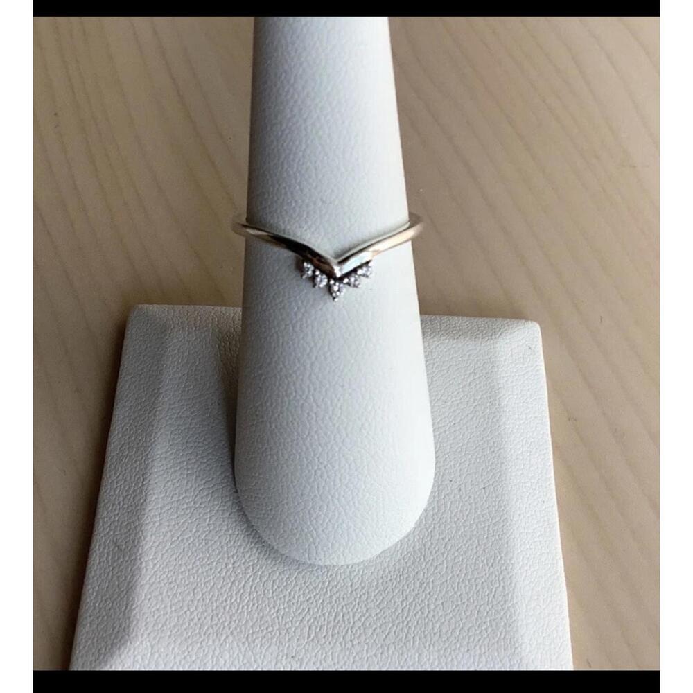 Authentic Pandora Tiara Wishbone Ring with Clear CZ (Sterling Silver Size 9
